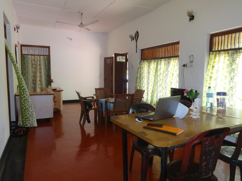 Neem Beach House Trincomalee Exterior foto
