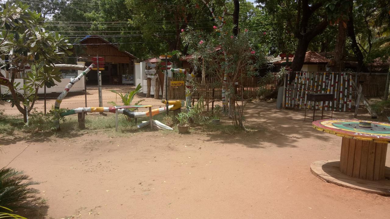 Neem Beach House Trincomalee Exterior foto